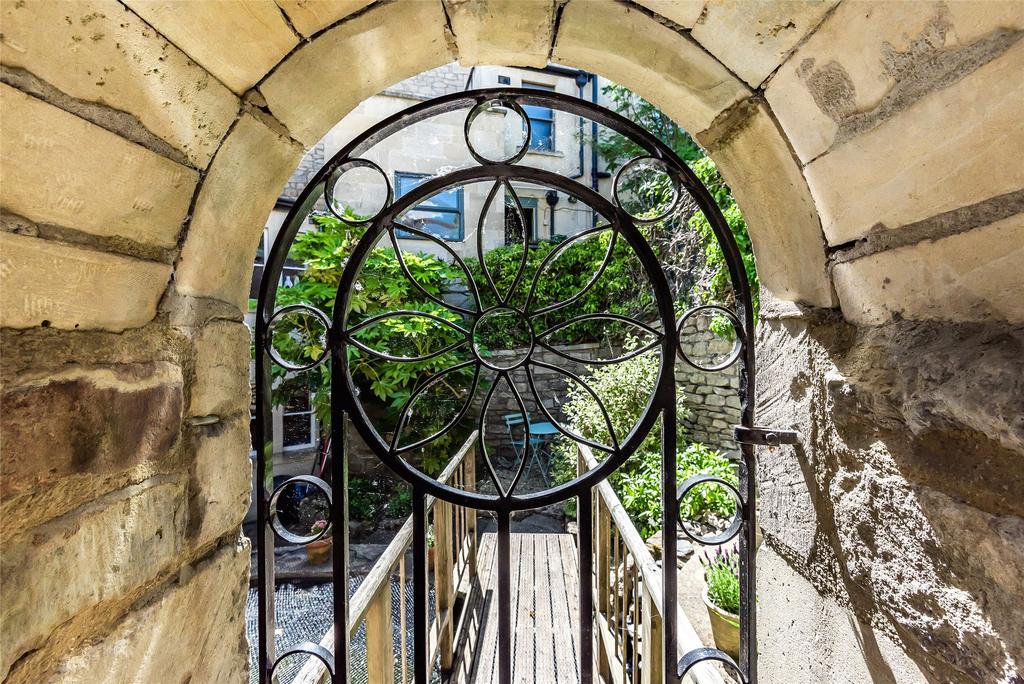 Private Entrance