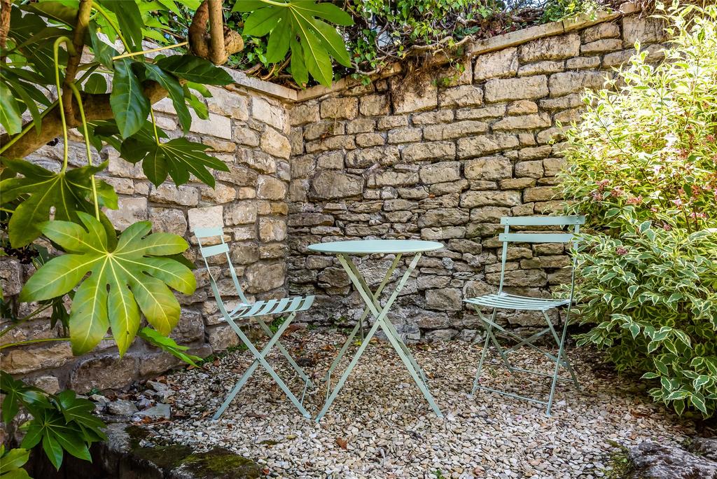 Courtyard Garden