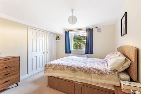 Upper East Hayes, Somerset BA1