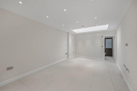 undefined, Rose Joan Mews, West Hampstead, London