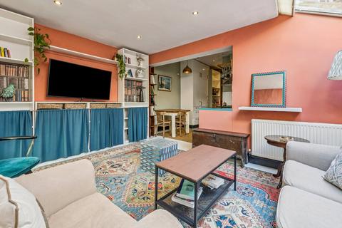 2 bedroom flat for sale, Musard Road, London