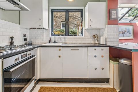 2 bedroom flat for sale, Musard Road, London