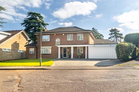 4 bedroom detached house for sale, Bayards, Warlingham