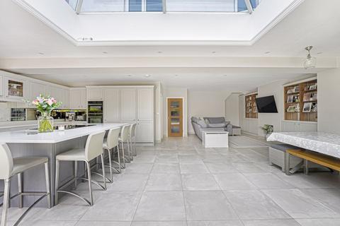 undefined, Crown Woods Way, London