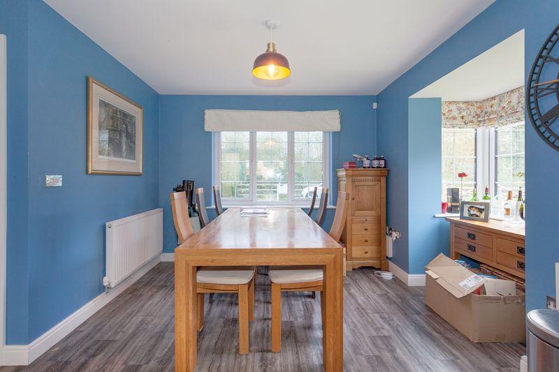 Kitchen/dining...