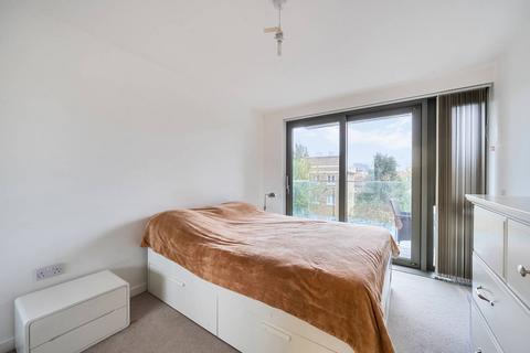 1 bedroom flat for sale, Bootmakers Court, Ben Jonson Road, Stepney, London, E1