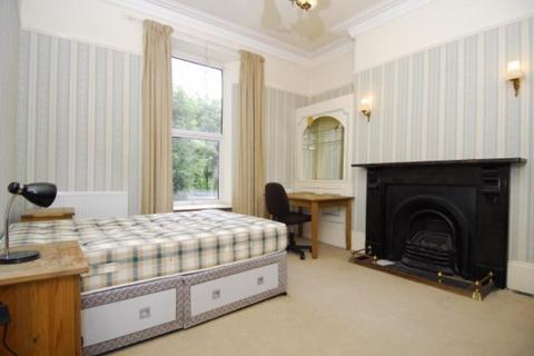 undefined, 27 Alexandra Road