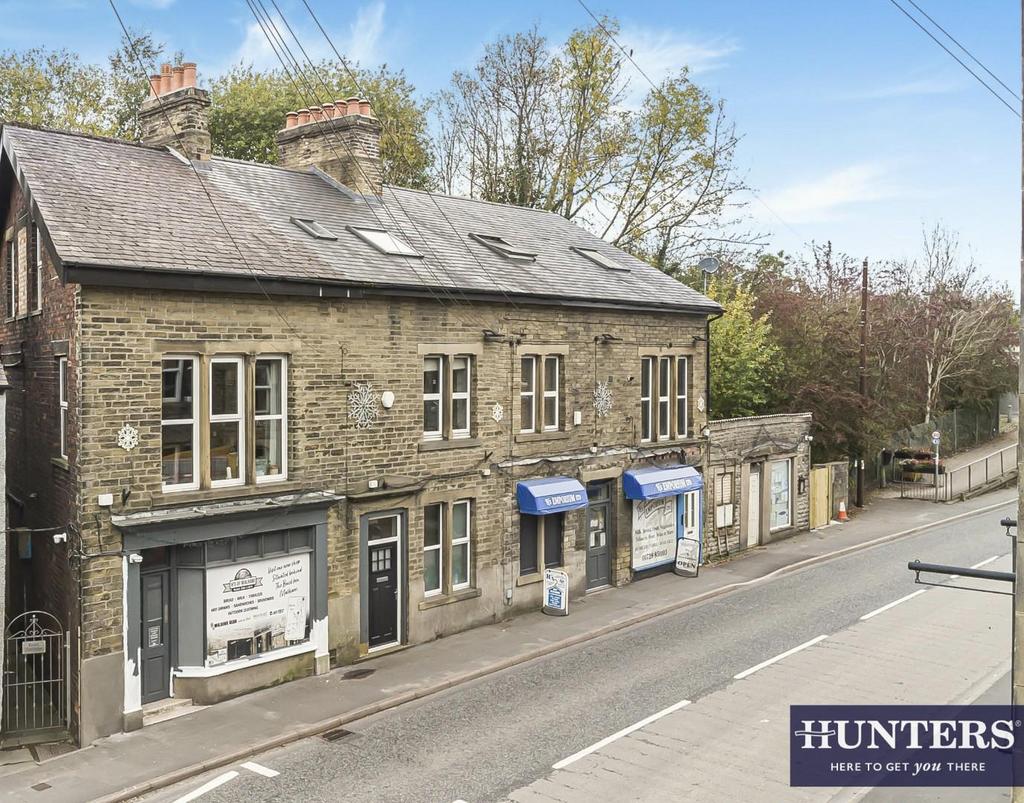 3 bedroom maisonette for sale