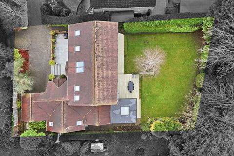 undefined, Roundwood Avenue, Hutton Mount, Brentwood CM13