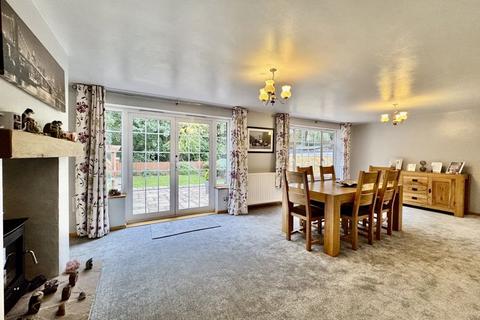 5 bedroom detached house for sale, Philip Drive, Flackwell Heath HP10