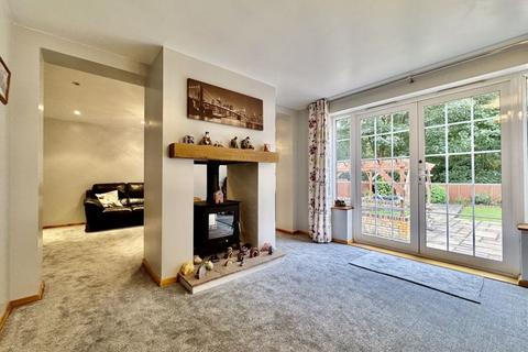 5 bedroom detached house for sale, Philip Drive, Flackwell Heath HP10