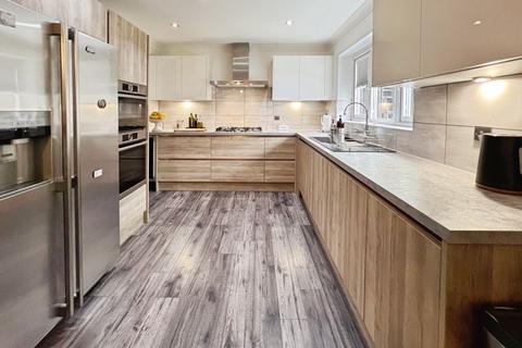 undefined, Larkspur Close, Hall Ith Wood