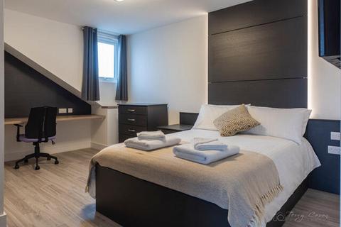 Studio to rent, Derry Villas Deluxe Studio