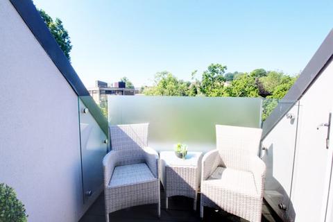 undefined, 12 Tolmers Gardens, Cuffley EN6