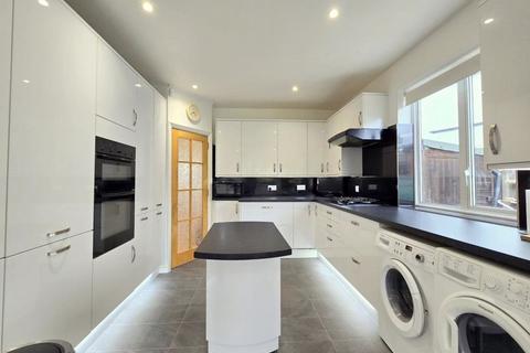 undefined, Maycroft, Pinner