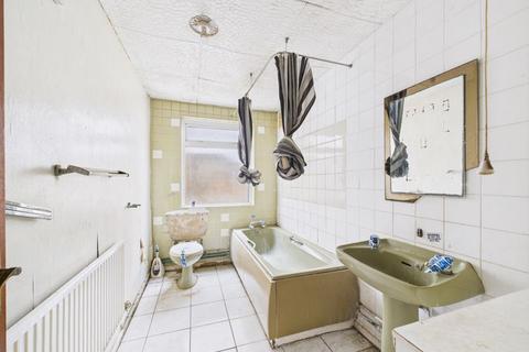 undefined, London Road, Gillingham