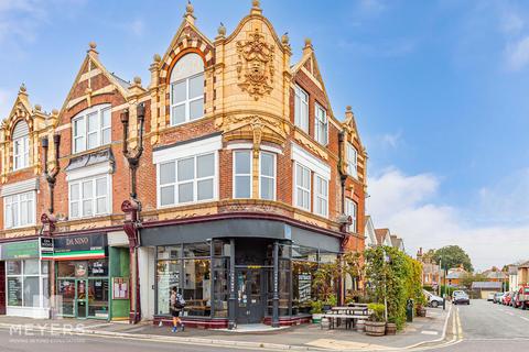 Seabourne Road, Bournemouth, BH5 2