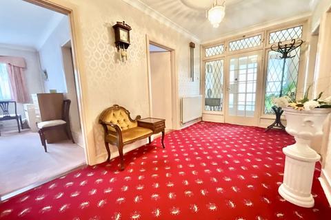 6 bedroom property for sale, Glen Road, Boscombe Manor
