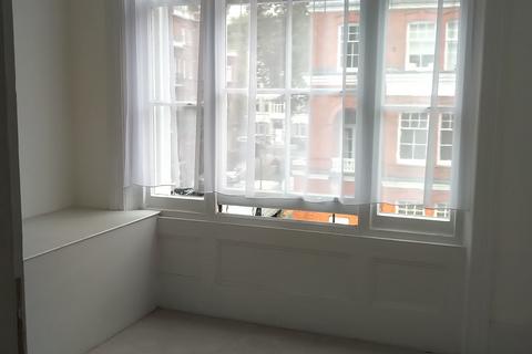 Apartment to rent, Evelyn Gardens, London SW7 3BH