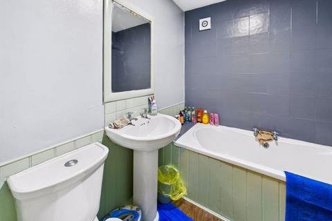 5 bedroom semi-detached house for sale, Swanhill Lane, Pontefract WF8