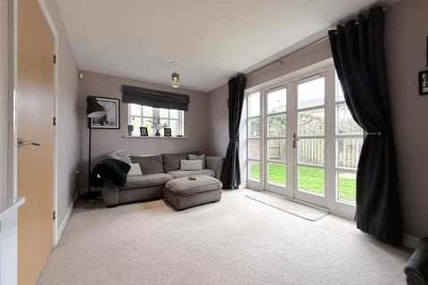 4 bedroom end of terrace house to rent, 39 Ellens Bank, Lightmoor, Telford, Shropshire