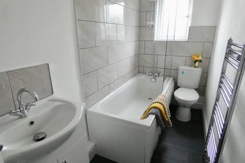 undefined, TYAS GROVE, LEEDS, LS9 9BG