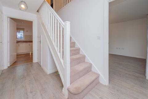 5 bedroom detached house to rent, Lawley, Telford TF4