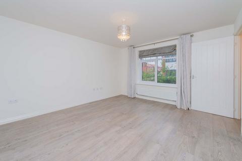 5 bedroom detached house to rent, Lawley, Telford TF4