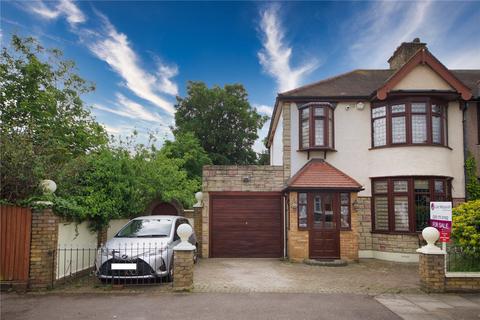 3 bedroom end of terrace house for sale, Eton Road, Ilford, IG1