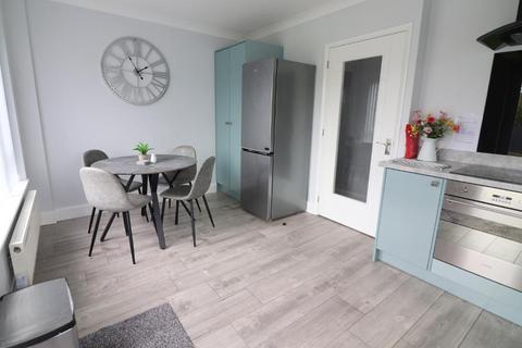 undefined, Luton LU3