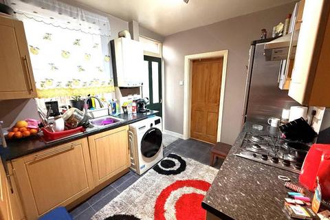 3 bedroom terraced house for sale, Round Green, Luton LU2