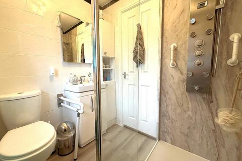 3 bedroom semi-detached house for sale, Bushmead, Luton LU2