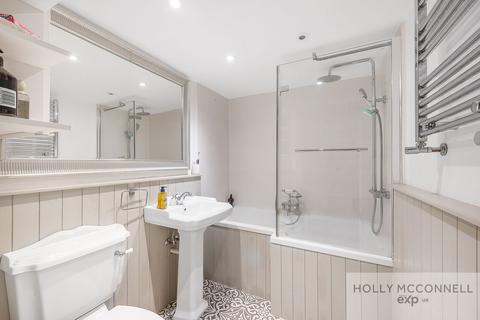 Flat 1, 73 Gipsy Hill, London, SE19 1QH