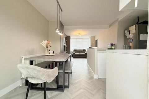 41 Applecroft Road, Luton, LU2 8BB