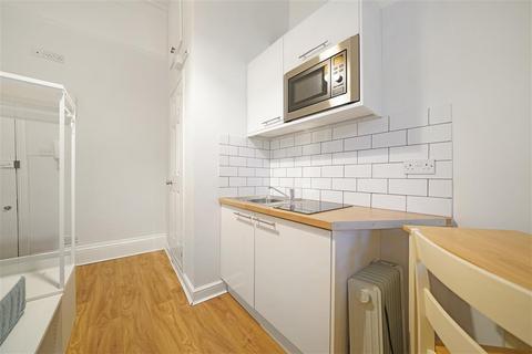 undefined, St. Georges Drive, SW1V
