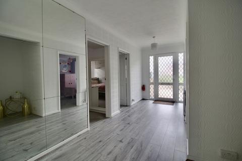 4 bedroom detached bungalow for sale, Hubbards Chase, Hornchurch RM11