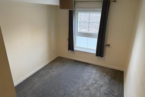2 bedroom flat to rent, Toll Road, Kincardine, Fife, FK10