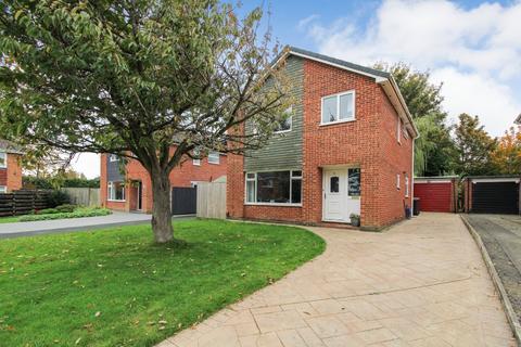 4 bedroom detached house for sale, Birkdale Avenue, Knaresborough, HG5