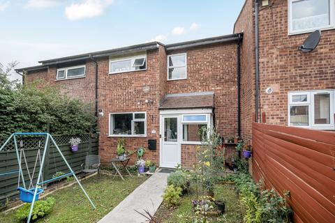 undefined, Lyneham Walk, Pinner, Middlesex