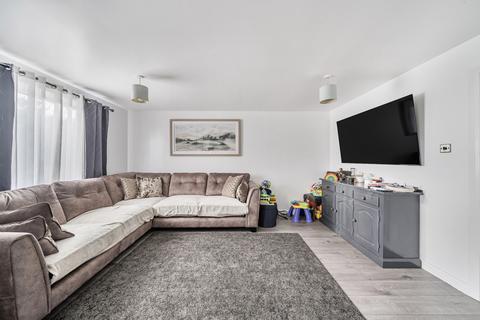 undefined, Lyneham Walk, Pinner, Middlesex
