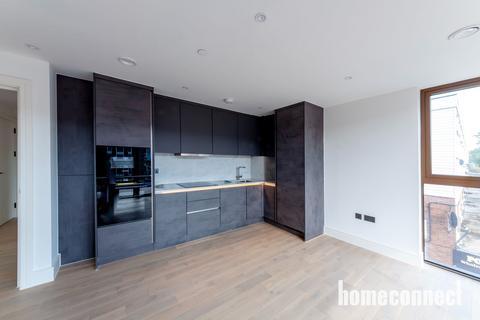 2 bedroom flat to rent, Colts Village Apartments,  Barking Road, London