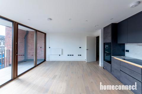 2 bedroom flat to rent, Colts Village Apartments,  Barking Road, London