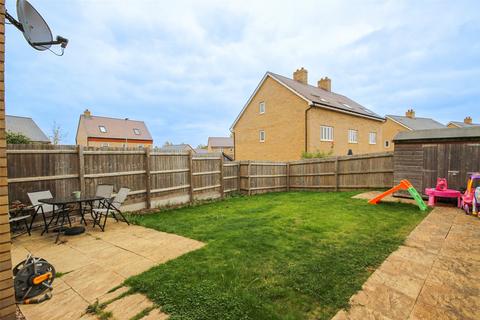 3 bedroom semi-detached house for sale, Silverstream, Wixams, Bedford, Bedfordshire, MK42