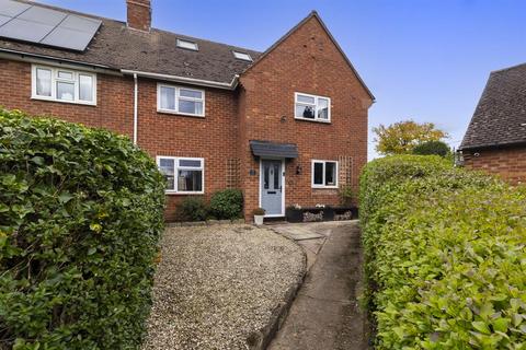 4 bedroom end of terrace house for sale, 7 Knights Hill, Severn Stoke, Worcestershire