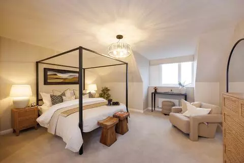 4 bedroom detached house for sale - Photo 8