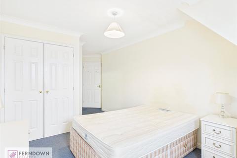 undefined, Warwick Road, Solihull, West Midlands, B92