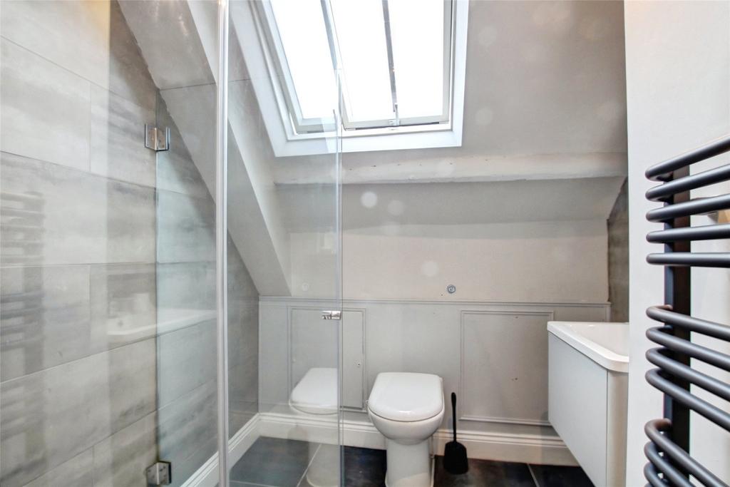 Ensuite - Bed 5