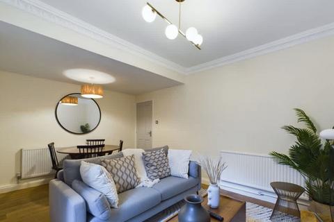 1 bedroom apartment to rent, Moreton Place, London, SW1V