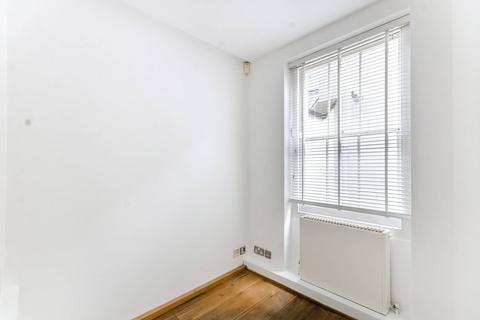 undefined, Goodge Place, Fitzrovia, London, W1T