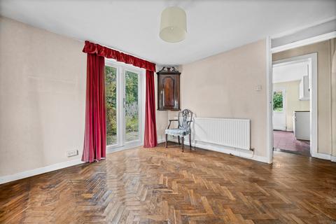 4 bedroom detached house for sale, Orchard Road, Guildford GU4